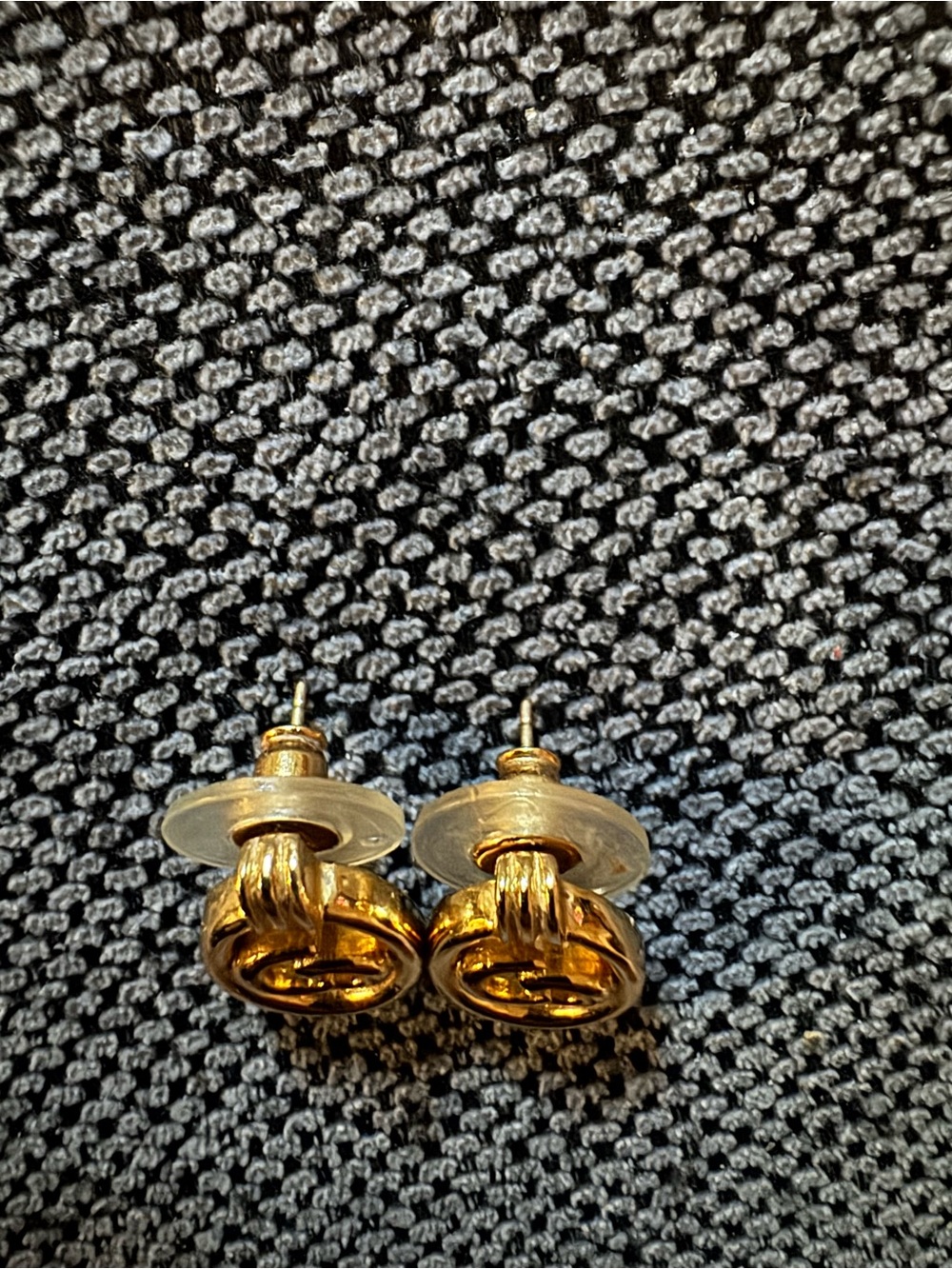 Authentic Dior Gold Oval CD Logo Earrings - Picture 5 of 6